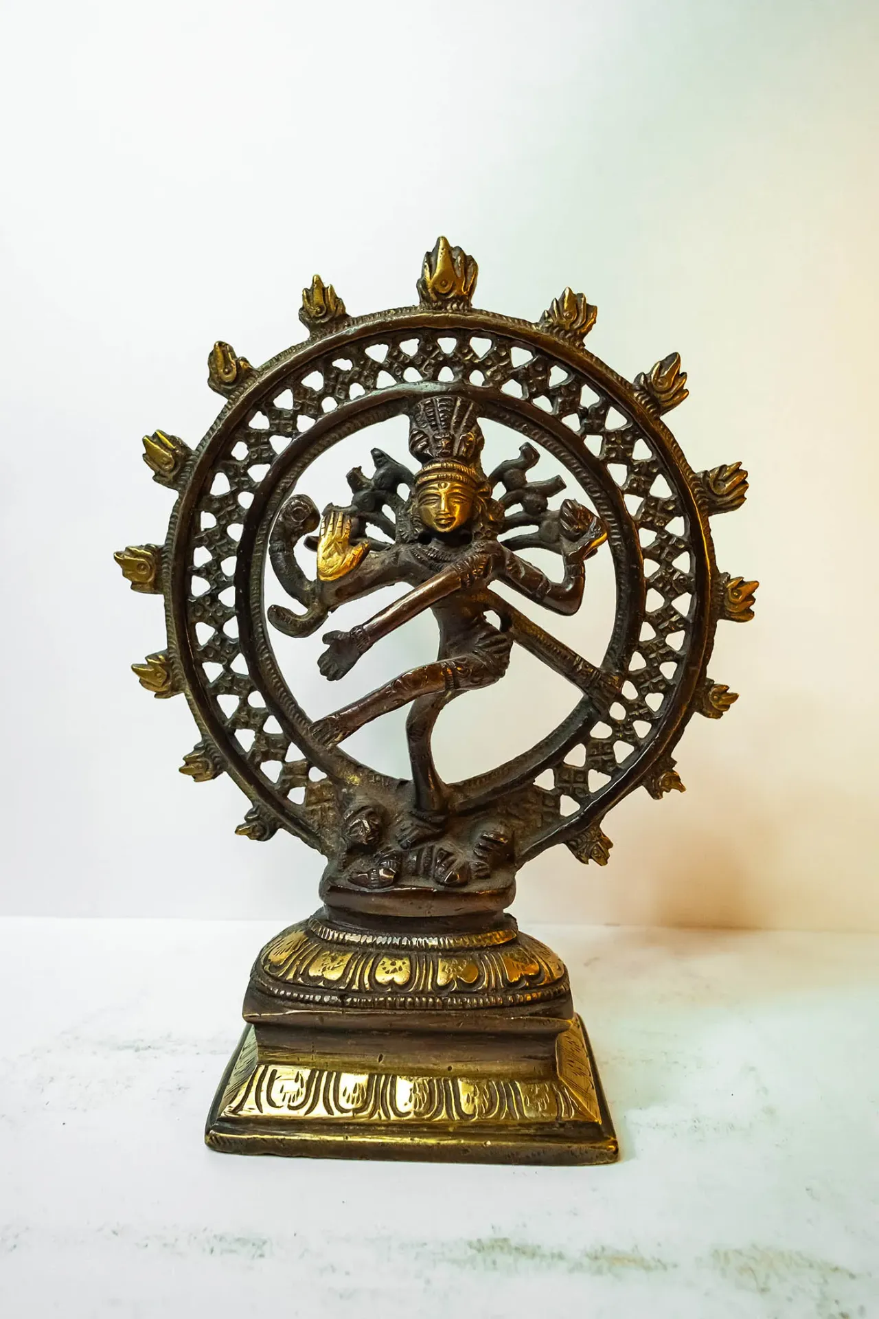 Statue de Shiva Natarajaen Bronze